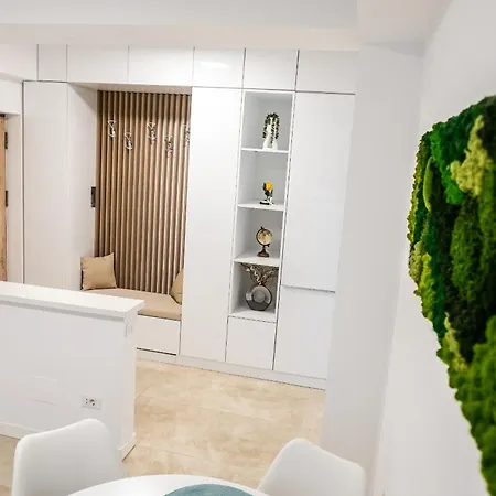 Zian Apartment *
